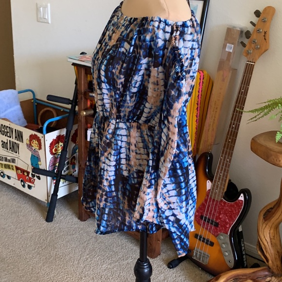 Woman’s Rompers Size L - Picture 11 of 13